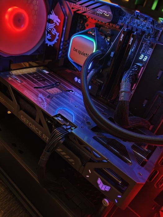 PC półroczny RTX 5080 Asus Tuf Ryzen 9 9950X3D 32GB DDR5 2TB SSD