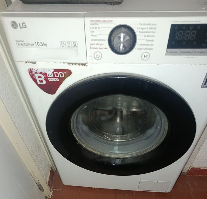 Máquina de lavar LG 10.5kg
