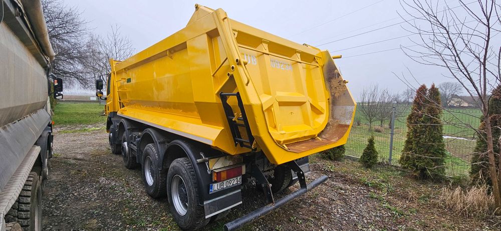 Samochód ciężarowy DAF CF-85