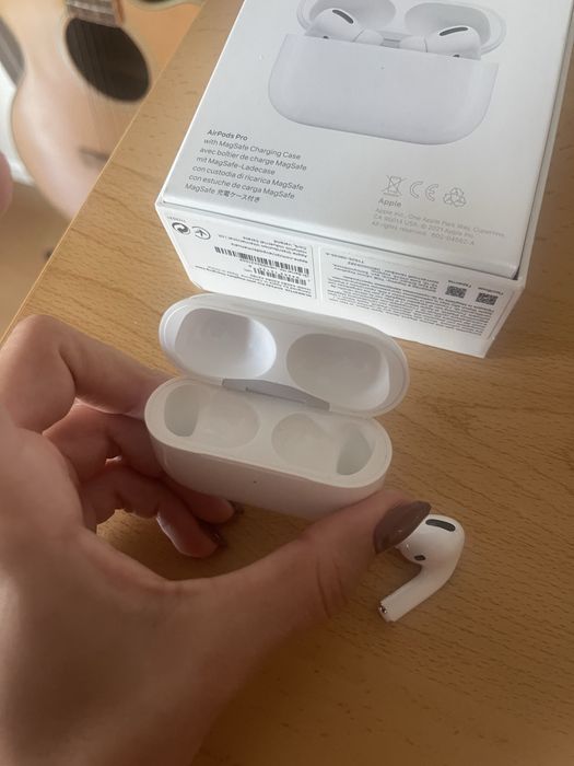 AirPods Pro 1 gen so phone direito