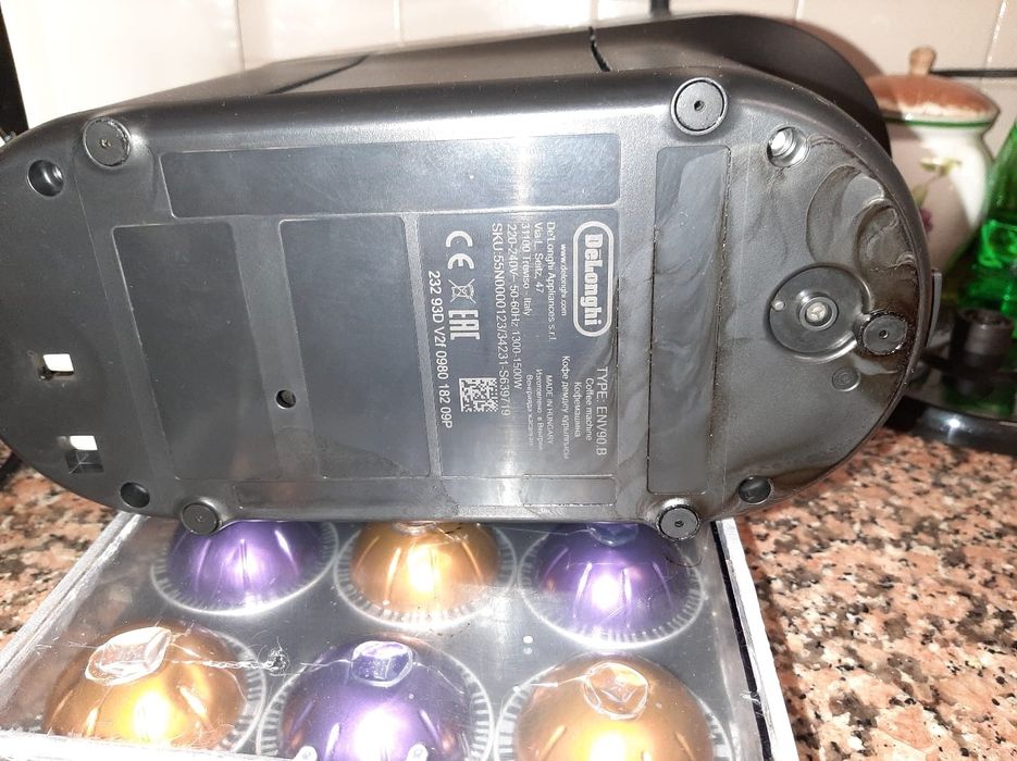 NESPRESSO Vertuo Coffee Machine64862812260097123