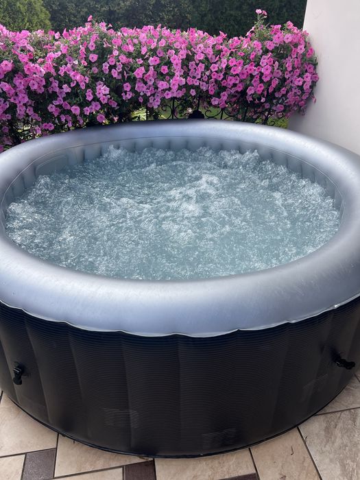 jacuzzi dmuchane spa z hydromasażem 6 os Mspa Starry
