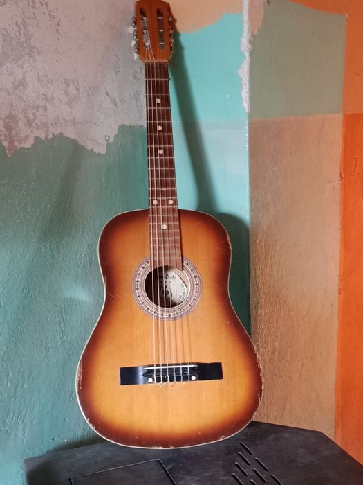 Gitara akustyczna