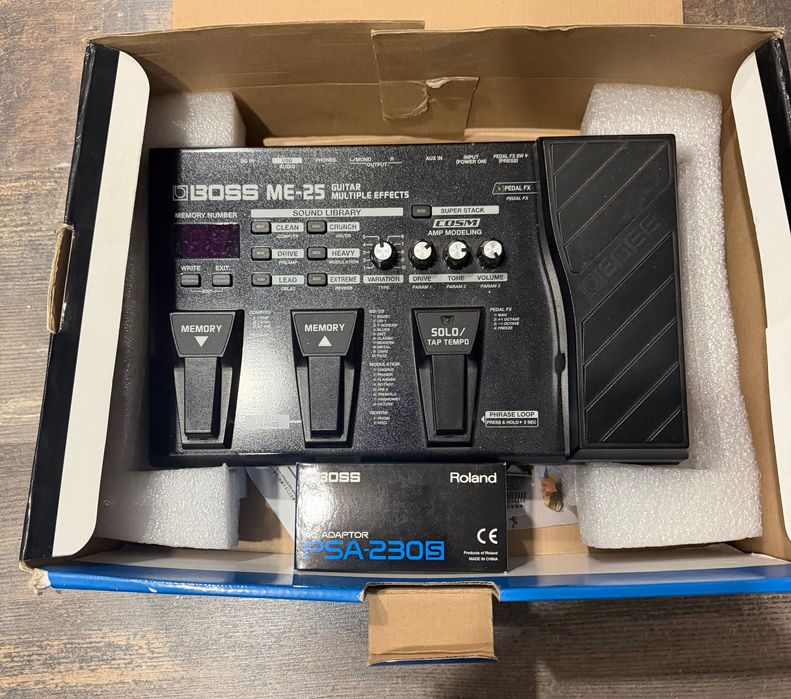 BOSS ME-25 absolutamente como nova