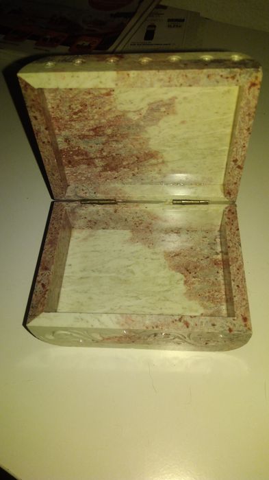 Decorative Box435563975505367041