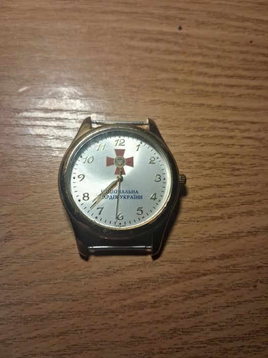 Продам Награды часы недорого.