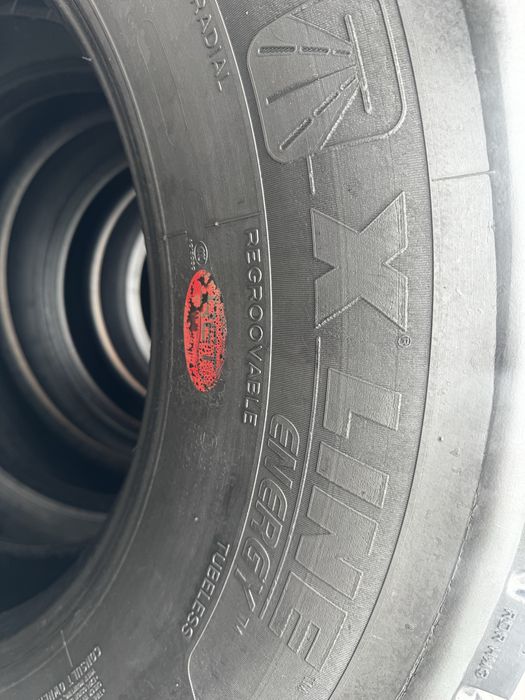 315/70/22.5-4 шт Мішелін RET 28.5cм оригінал з Німеччини.