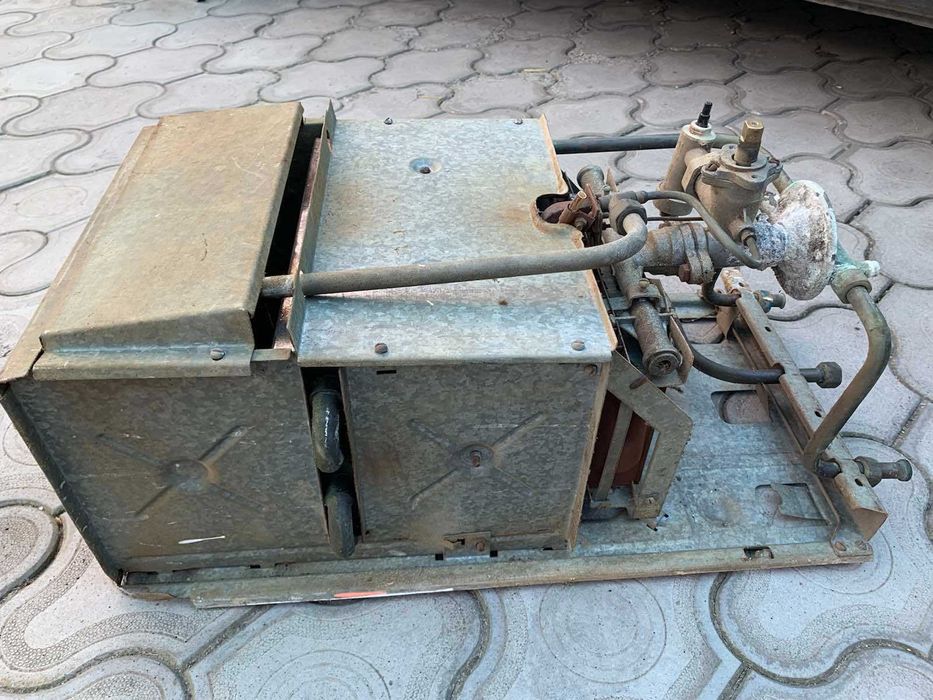 Продам старую газовую колонку продажа только Херсон