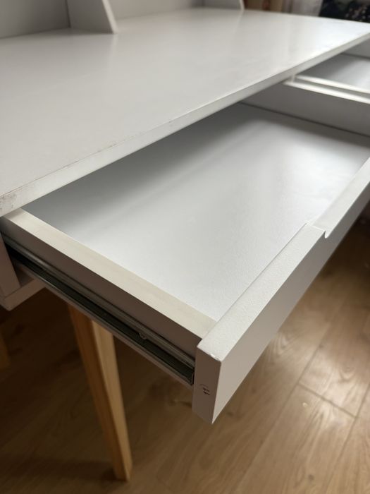 Стол письмовий Ikea