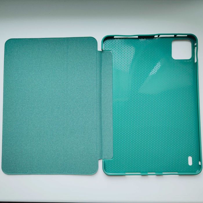 Продам чохол-книжка на планшет Xiaomi Pad 7/7 Pro