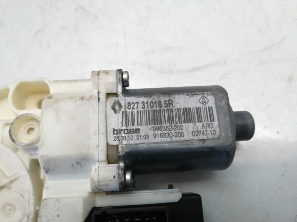 Motor vidro trás esquerdo RENAULT Megane III Grandtour (KZ0/1)