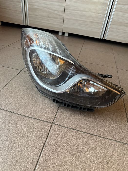 Lampa prawa hyundai ix20
