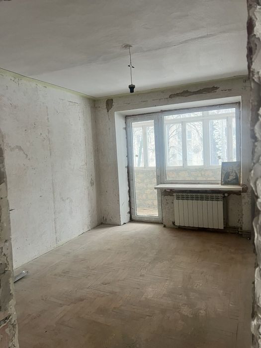 Продаж 4 к. квартири