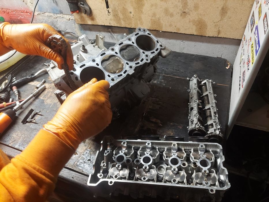 Częsci silnik gsxr 1000 k7 k8 wał korbowy tłok tłoki