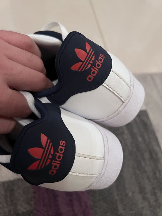 Buty sportowe adidas