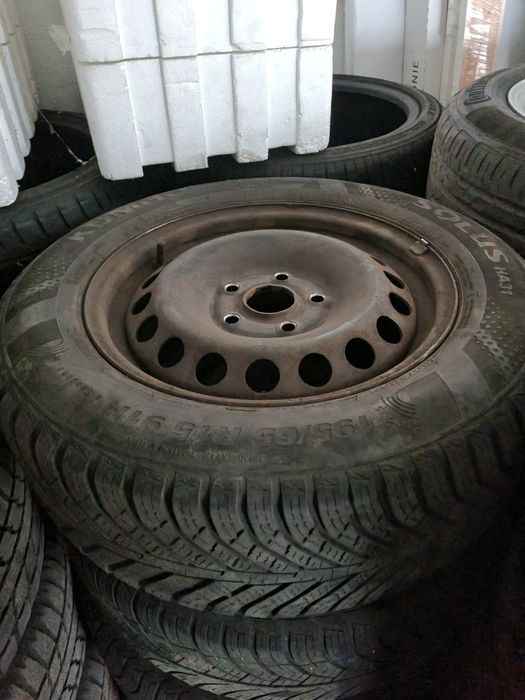 Felgi stalowe opony zimowe Volkswagen