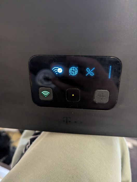 Гигабитный Wi-Fi 6 роутер Telekom Speedport Smart 4 Plus VDSL/GPON