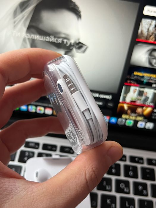 Original Apple EarPods lightning/3.5 jack до iphone/ipad