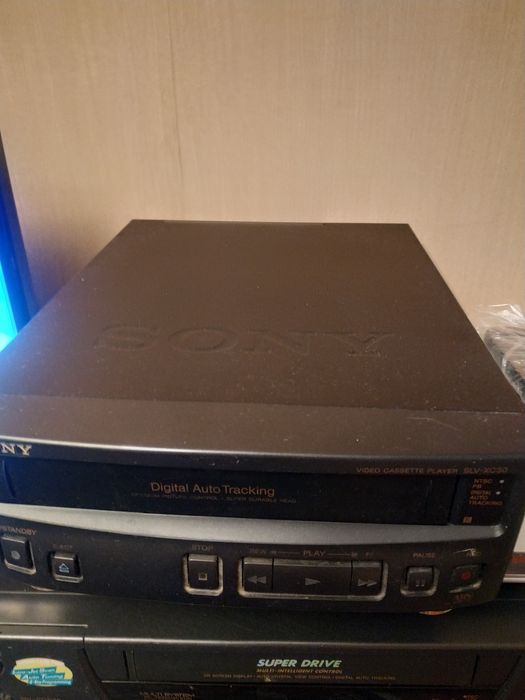 Видеомагнитофон Sony