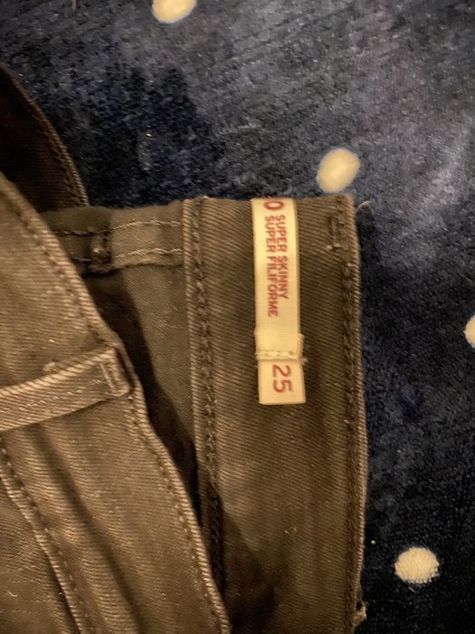 Jeans levis skinny 25