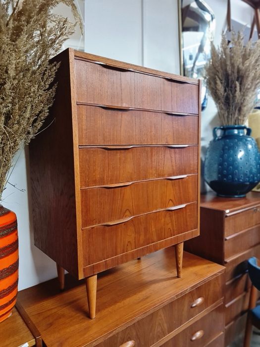 Komoda tekowa z szufladami ,vintage design ,Dania lata 60,mid-century,