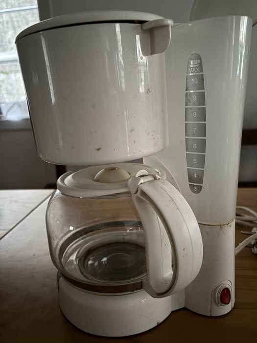 Máquina Café de saco e cafeteira de vidrro