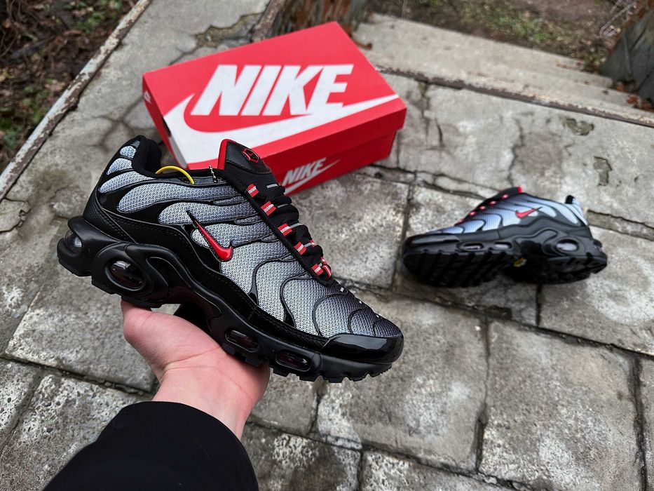 Женские кроссовки Nike Air Max TN (8 цветов) 36-41 размеры