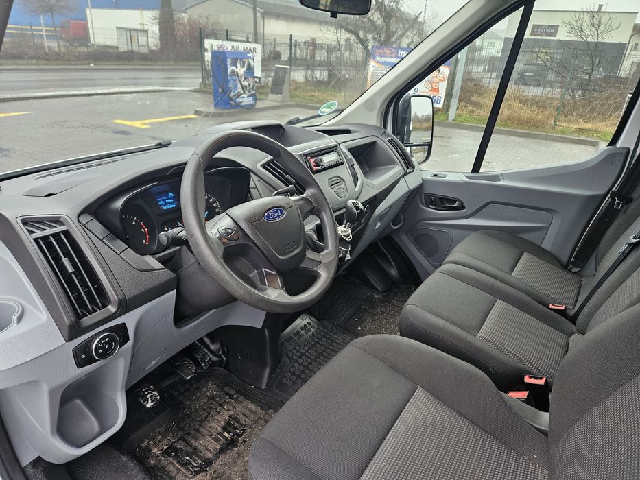 Ford Transit 3-osobowy Aluminiowa Skrzynia Plandeka Niski Przebieg