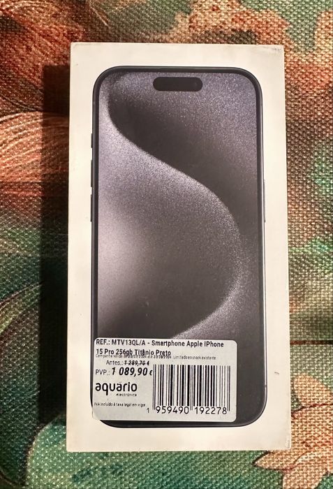 Iphone 15 pro  256g titanium preto
