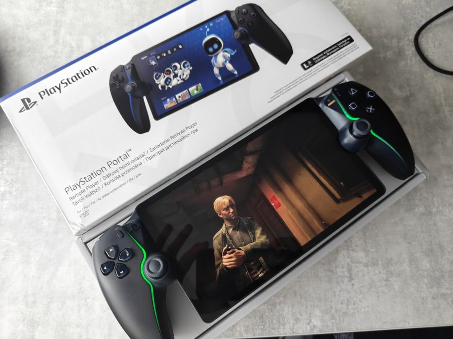 PlayStation Portal Midnight Black + Etui