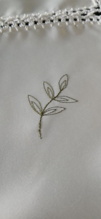 Toalha de mesa, com crochet