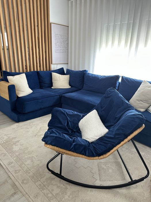 Sofá de canto em veludo (3m x 2m) com capas removíveis + cadeira