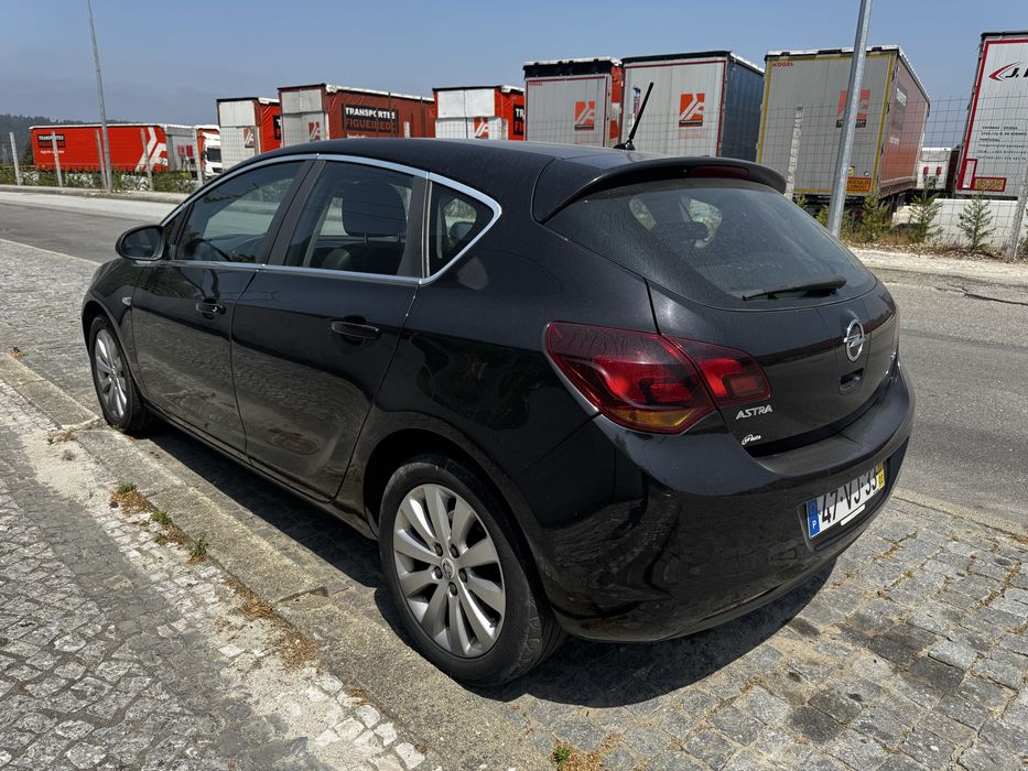 Opel Astra — fotografia 3
