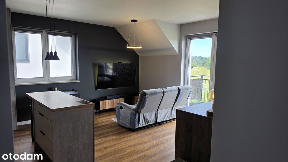 Modlnica | 70,38 m² + 33,6 m² poddasza | balkon | klima