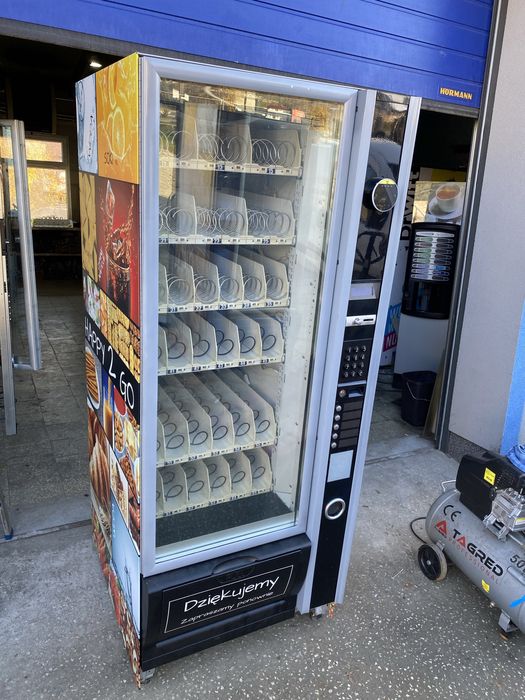 NECTA SNAKKY MAX Automat Vendingowy Sprzedający Vending Samoobsługowy