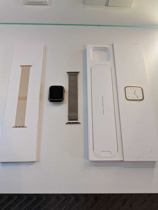 Apple Watch 7 45mm Gold Stainless Steel | Szafir | Milanese | eSIM