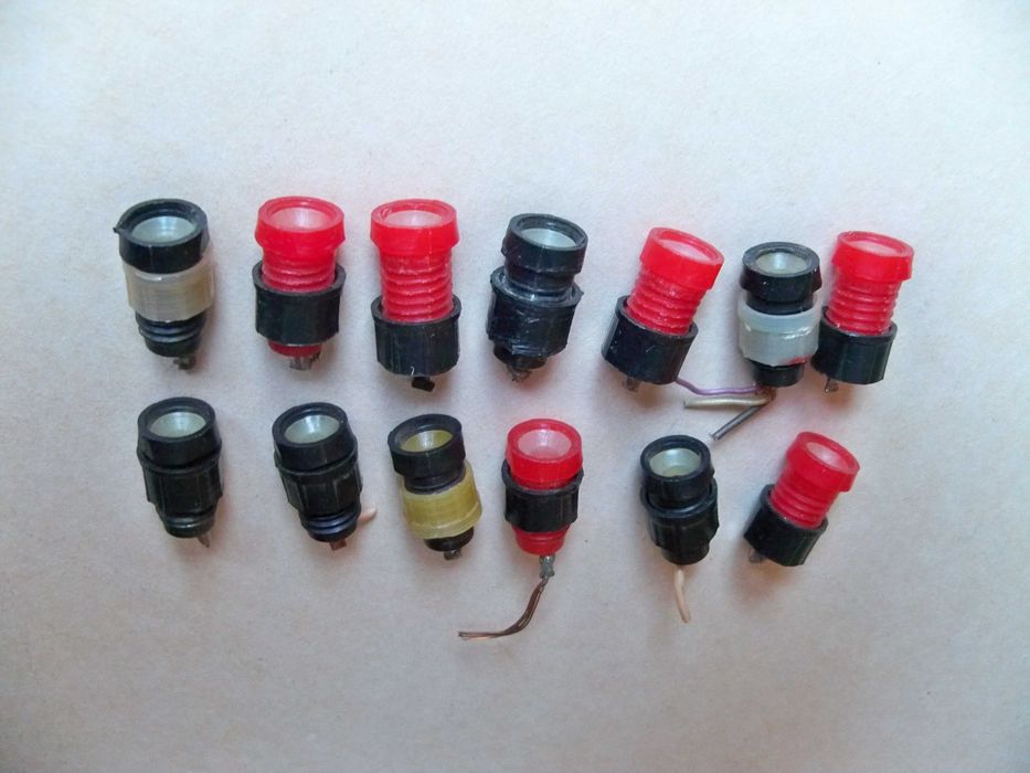 Гнездо  питания.