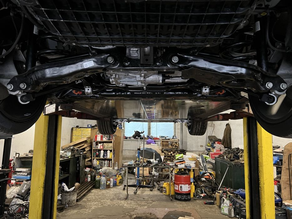 Tesla Model Y MY Цапфа Стойка Ричаг Тяга Підрамник Рейка комплект