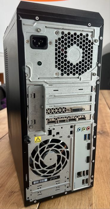 Torre Gamer HP Omen
