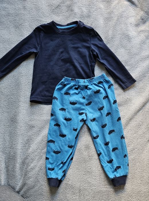 Bawełniana piżamka Lupilu 86/92
Stan idealny
Bez plamek, przetarć, dzi