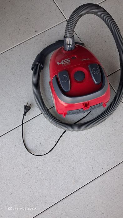 Sprytny odkurzacz Sencor SVC 45RD 1200W OKAZJA