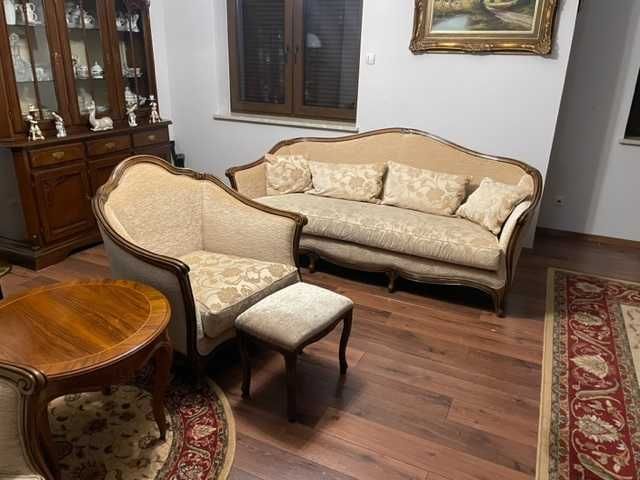 Kolekcja luksusowych mebli dębowych