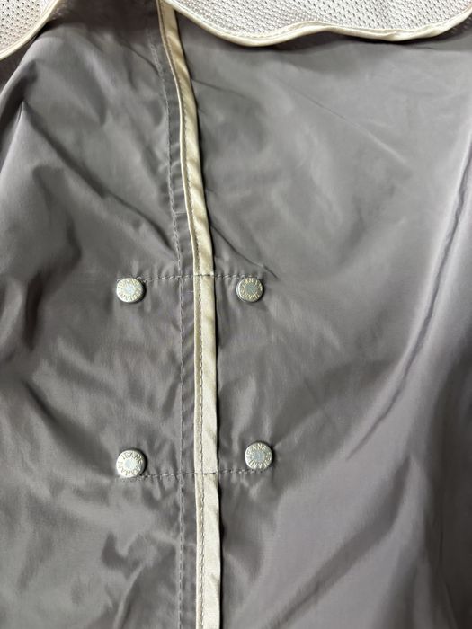 Plaszczyk lekki Armani rozmiar 44 XXL