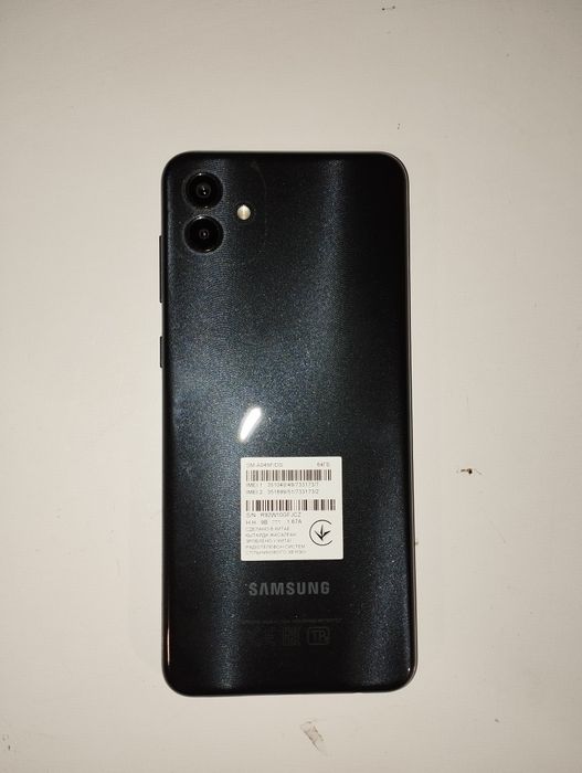 Продам Samsung A04