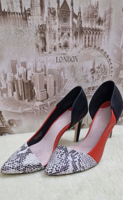 Женские кожаные туфли-лодочки Faith на высоком каблуке