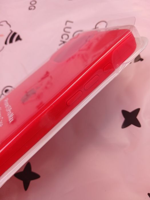 Продам чехол для iPhone 15 Pro Max