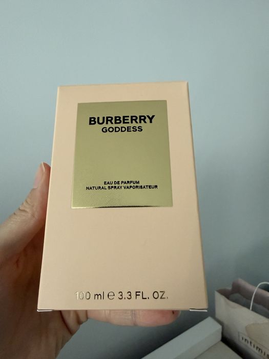 Burbery Godess perfume novo 100ml