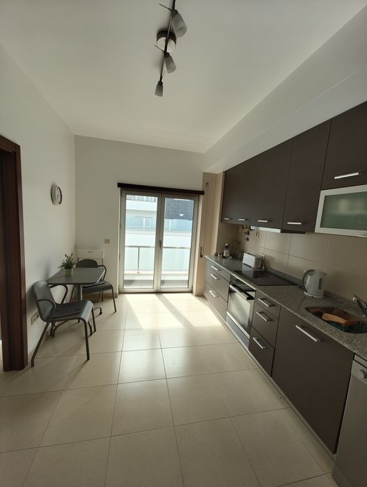 Apartamento T2 com piscina