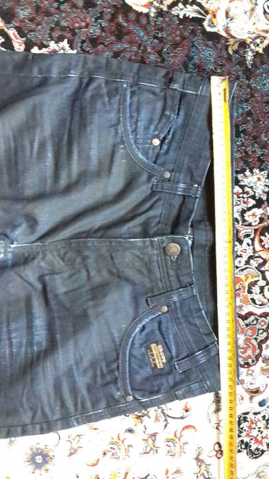 Джинси в ідеальному стані