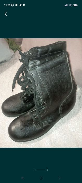 Берці чоловічі чорні 41 р  та літні 44 р